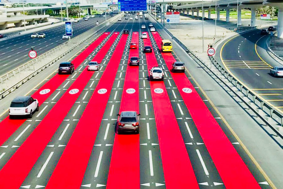 Pavement Road Marking MMA 2K Cold Plastic Paint Red Carpet, Dubai, with Speed Limit at 100